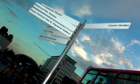 CMCI-Sign-With-Bus